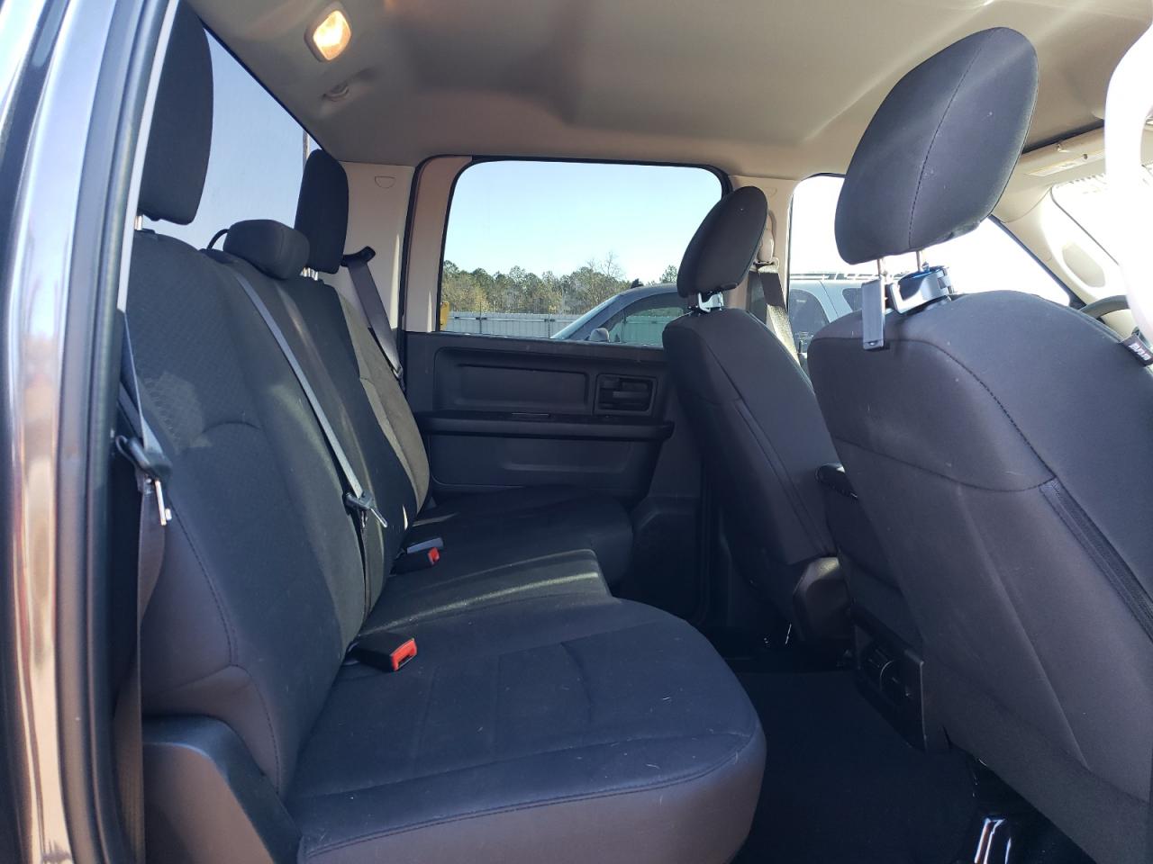 Photo 6 from auction – 2019 RAM 1500 CLASS with VIN 1C6RR6KT4KS562621