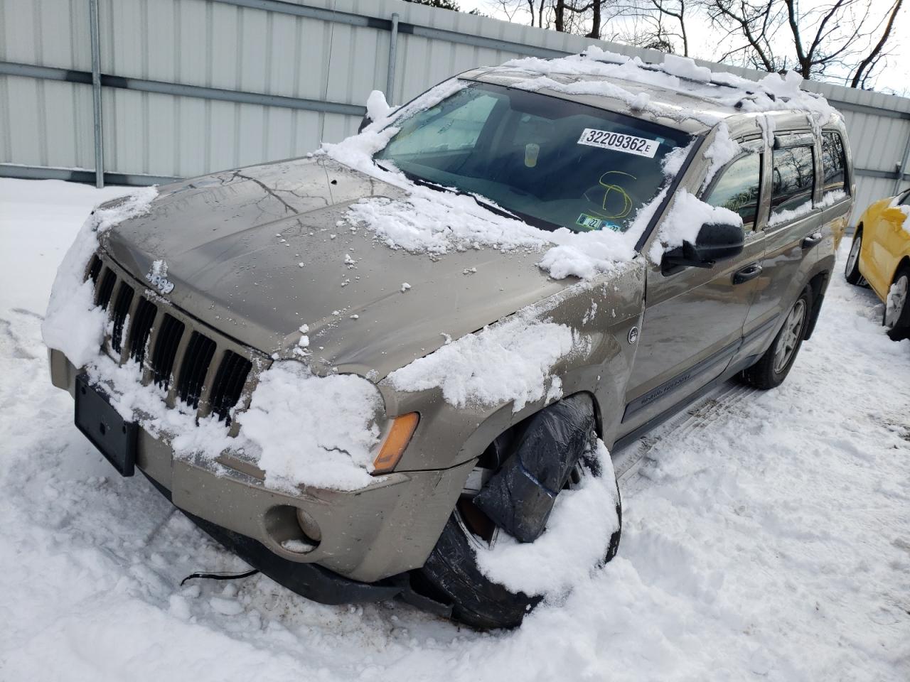 Photo 2 from auction – 2005 JEEP GRAND CHER with VIN 1J4GR48K55C603382