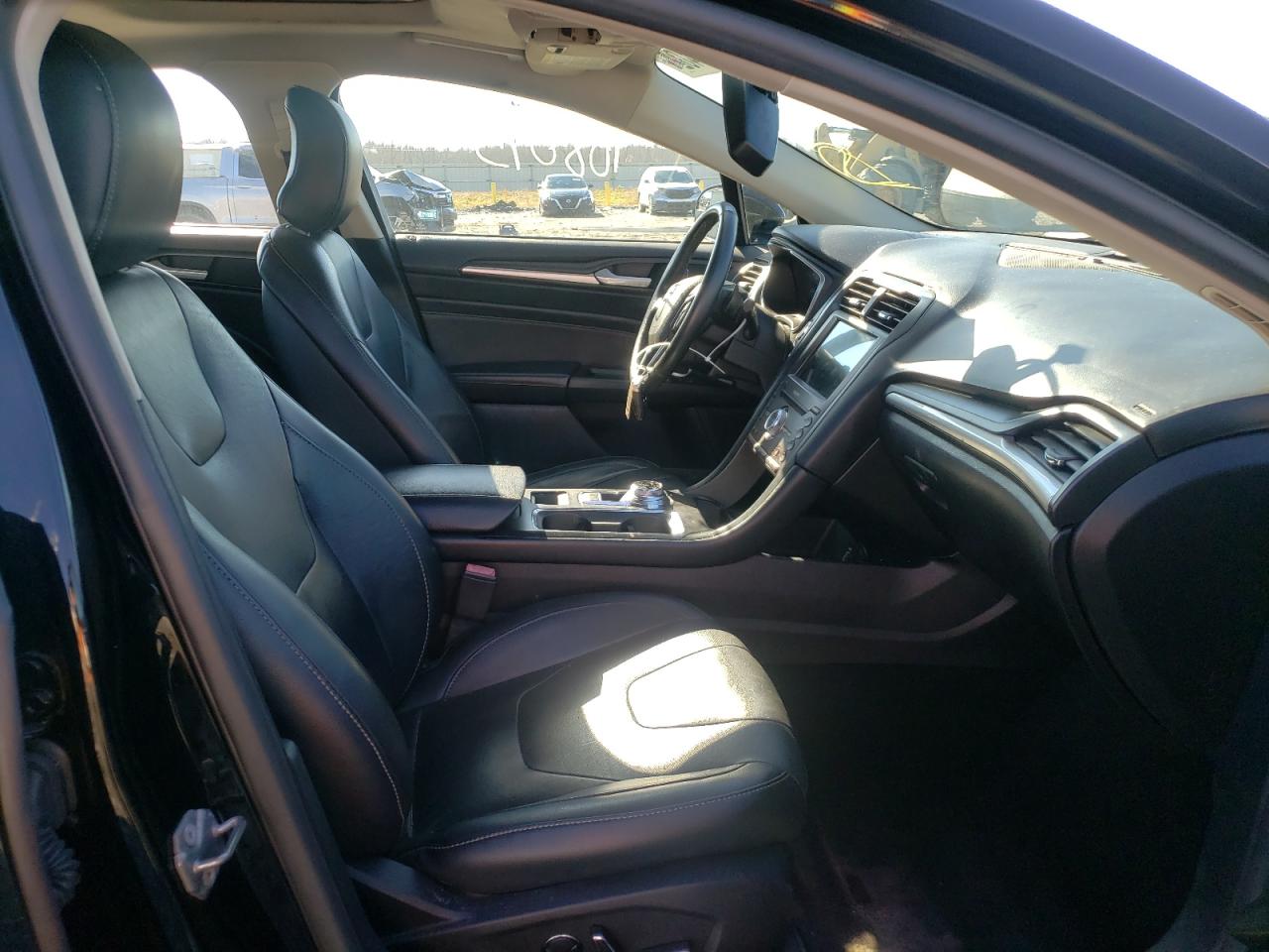 Photo 5 from auction – 2017 FORD FUSION TIT with VIN 3FA6P0K95HR130925