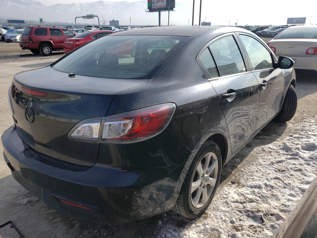 Photo 4 from auction – 2010 MAZDA 3 I with VIN JM1BL1SG7A1155284