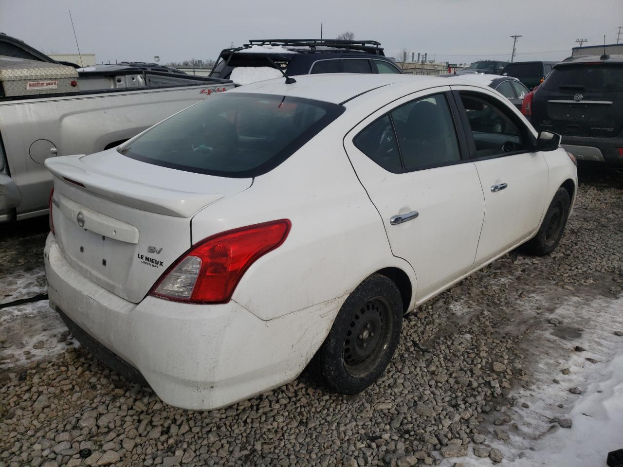 Photo 4 from auction – 2018 NISSAN VERSA S with VIN 3N1CN7AP7JL823230