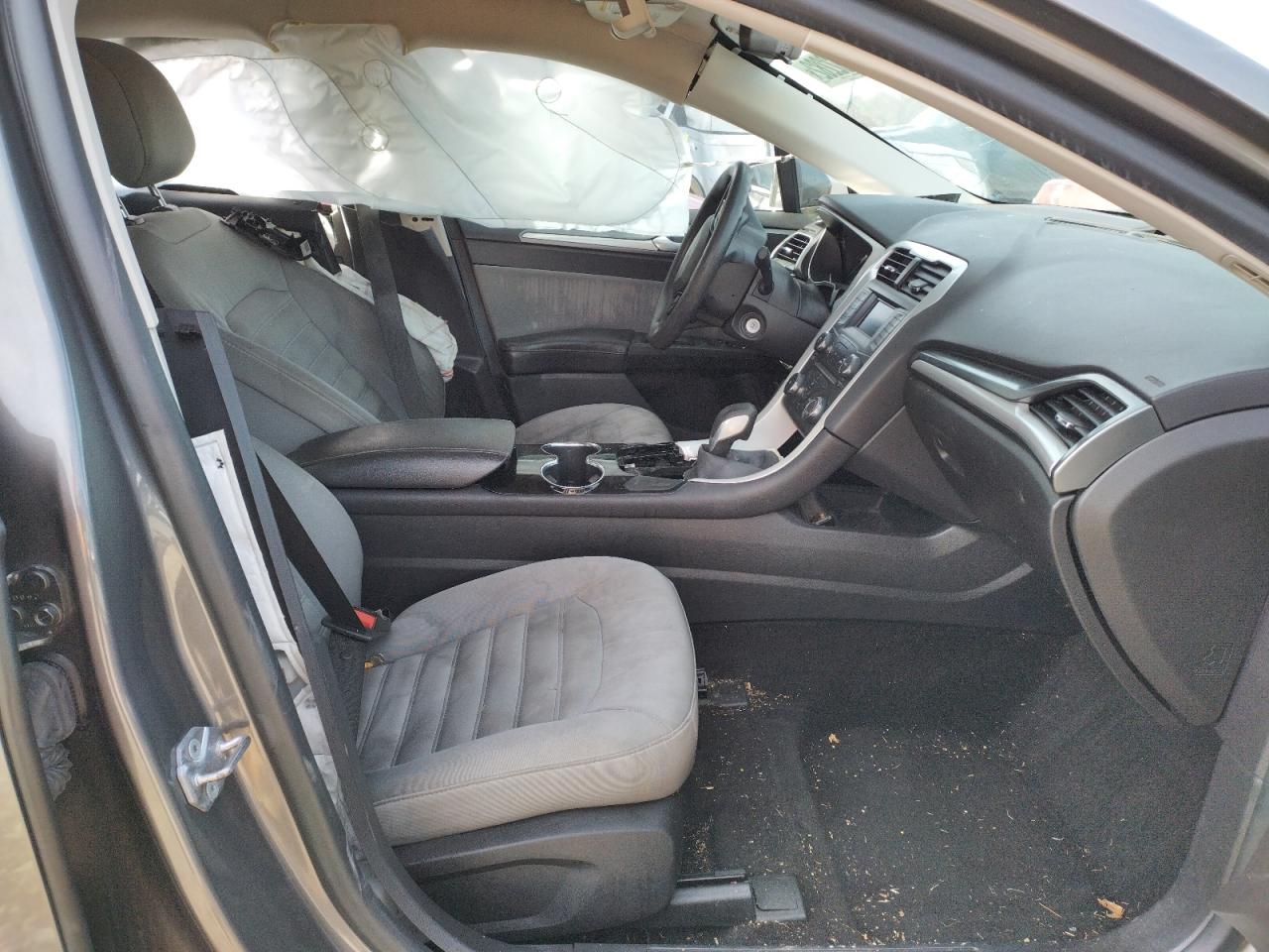 Photo 5 from auction – 2014 FORD FUSION S with VIN 1FA6P0G70E5387867