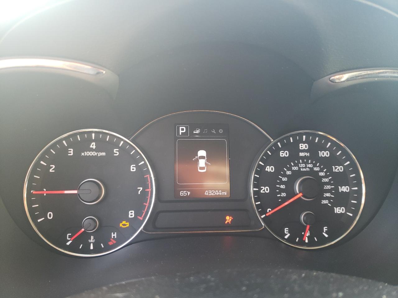 Photo 8 from auction – 2017 KIA FORTE LX with VIN 3KPFL4A7XHE014446