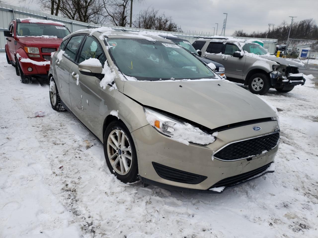 FORD FOCUS SE 2016 with VIN 1FADP3K24GL276841 - Photo from auction