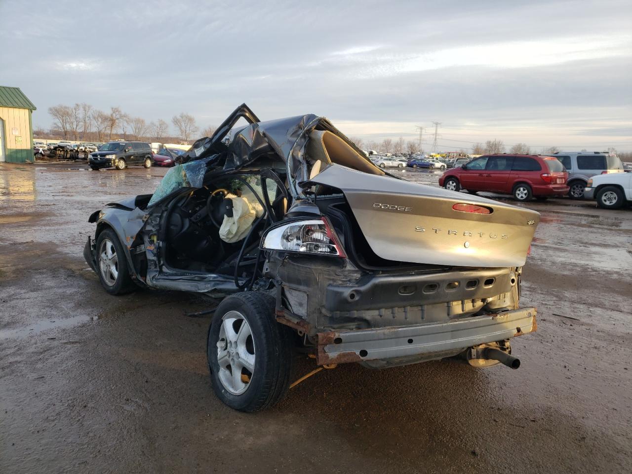 Photo 3 from auction – 2005 DODGE STRATUS SX with VIN 1B3EL46R35N605569