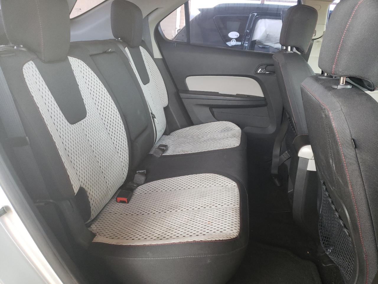 Photo 6 from auction – 2015 CHEVROLET EQUINOX LS with VIN 2GNALAEK3F1100884