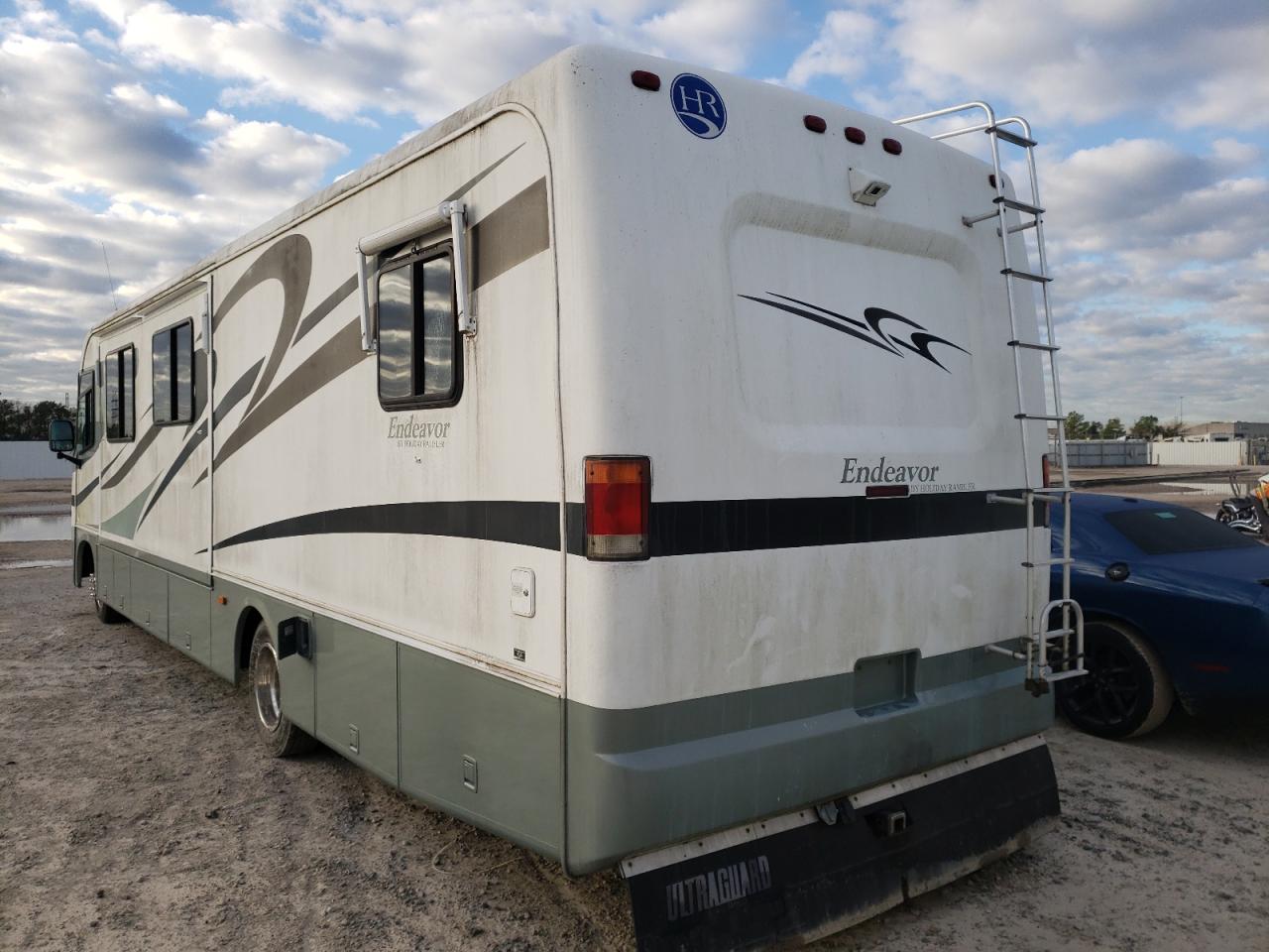 Photo 3 from auction – 2001 HOLI MONTICELLO with VIN 1FCNF53SX10A01477