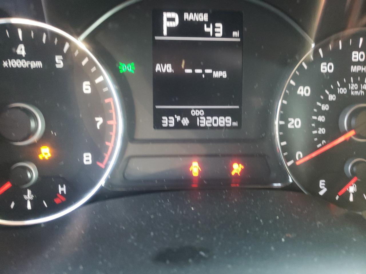 Photo 8 from auction – 2017 KIA FORTE LX with VIN 3KPFK4A72HE153800
