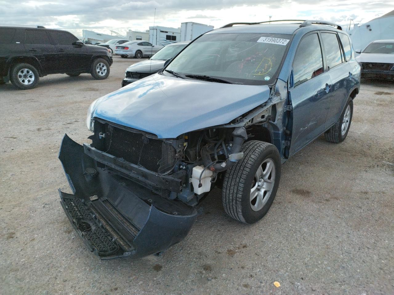 Photo 2 from auction – 2007 TOYOTA RAV4 with VIN JTMZD33V875046158