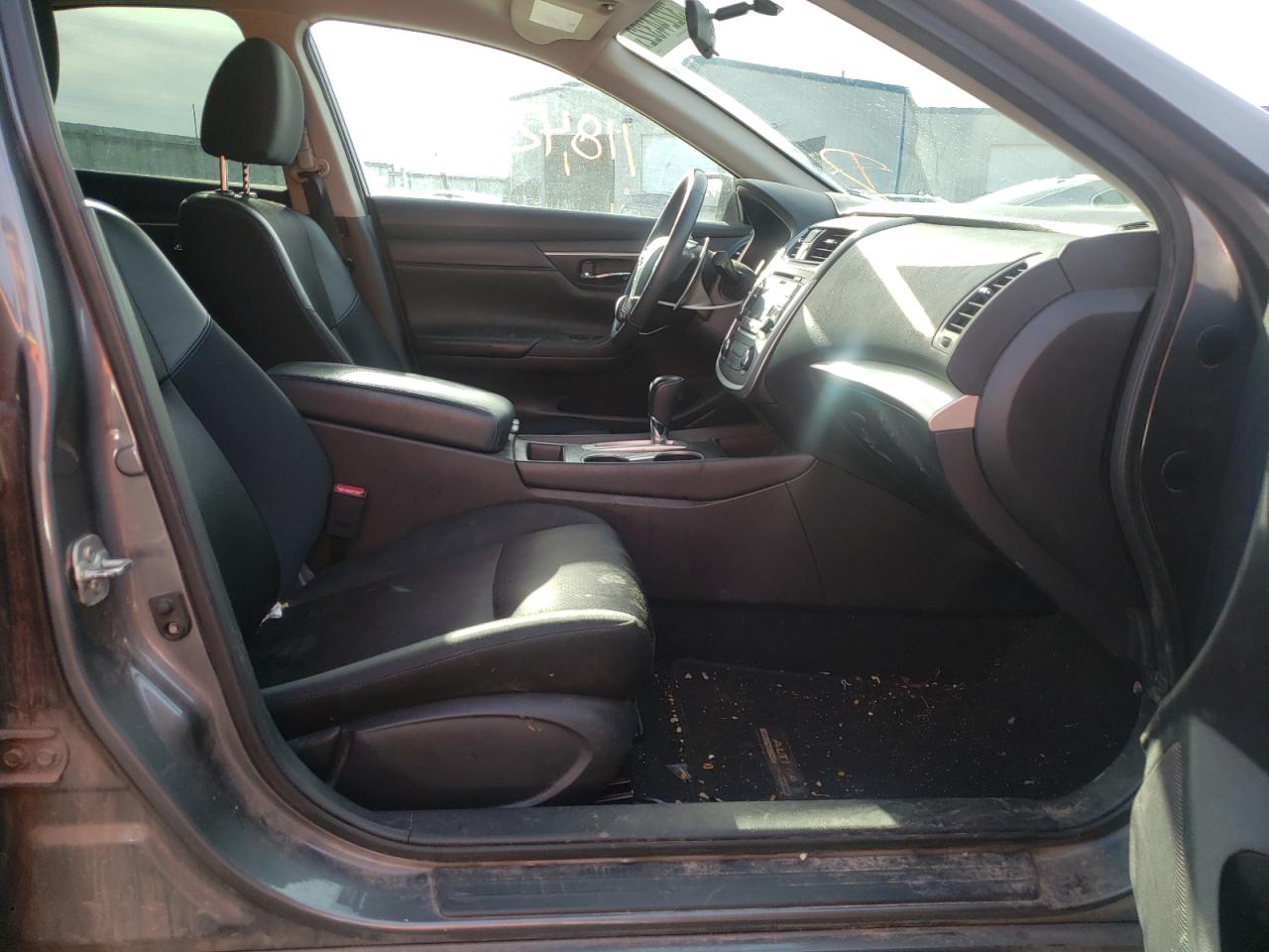 Photo 5 from auction – 2017 NISSAN ALTIMA 2.5 with VIN 1N4AL3AP4HC247983
