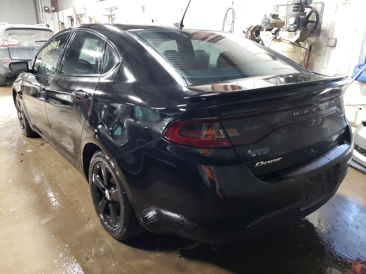 Photo 3 from auction – 2016 DODGE DART SXT with VIN 1C3CDFBB2GD531095
