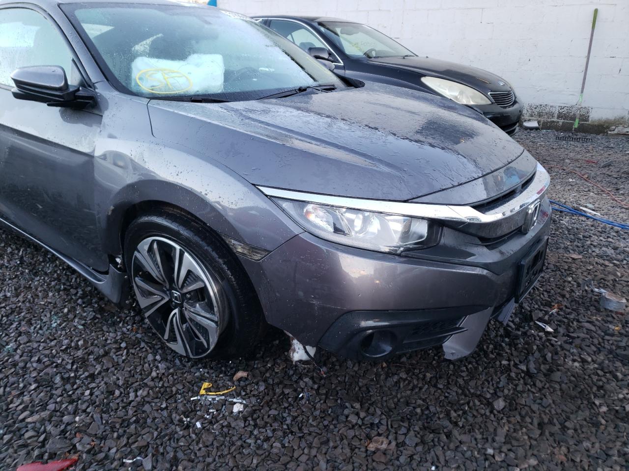 Photo 9 from auction – 2018 HONDA CIVIC EX with VIN 2HGFC3B36JH354601