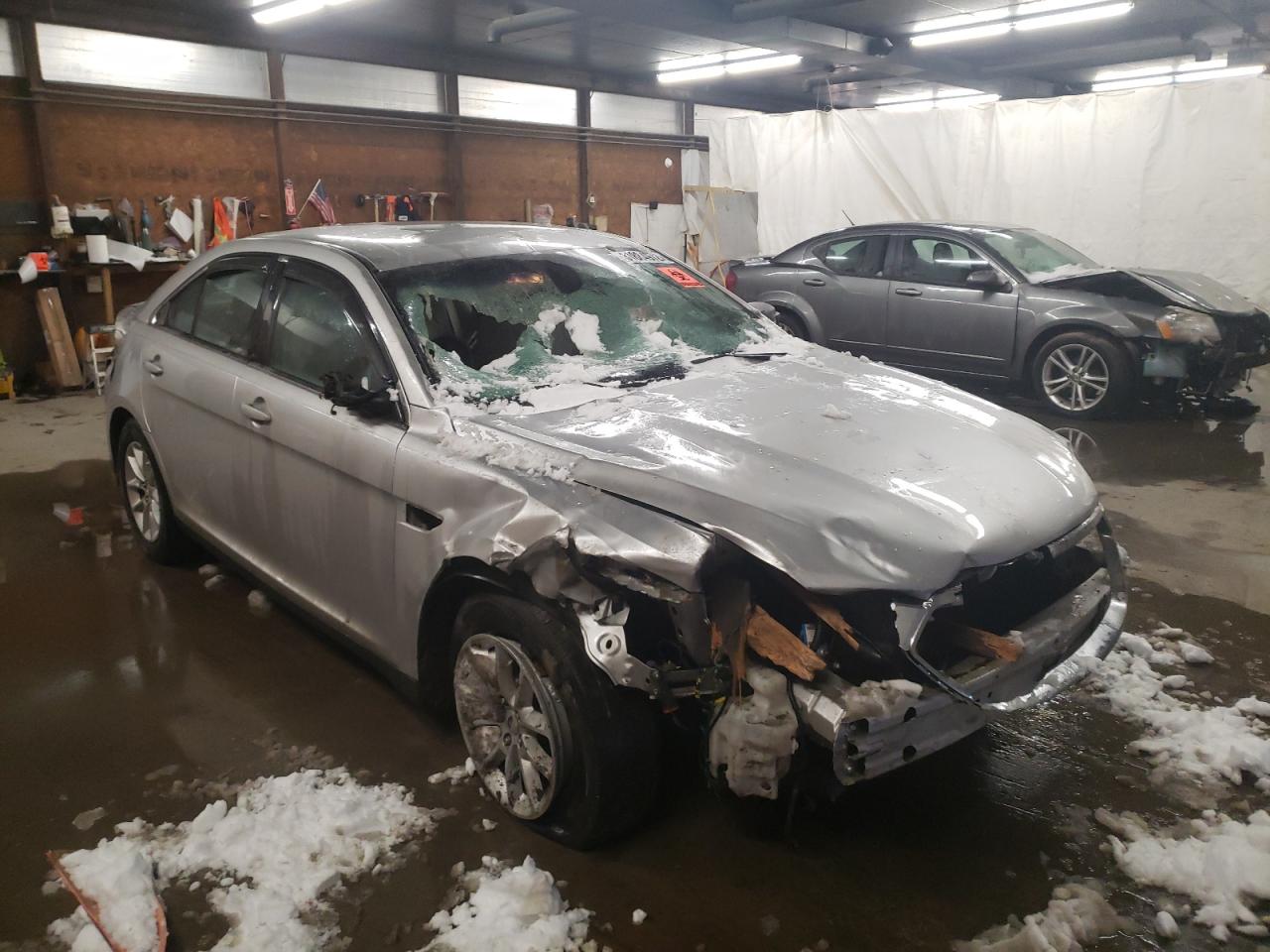 FORD TAURUS SE 2013 with VIN 1FAHP2D89DG130789 - Photo from auction