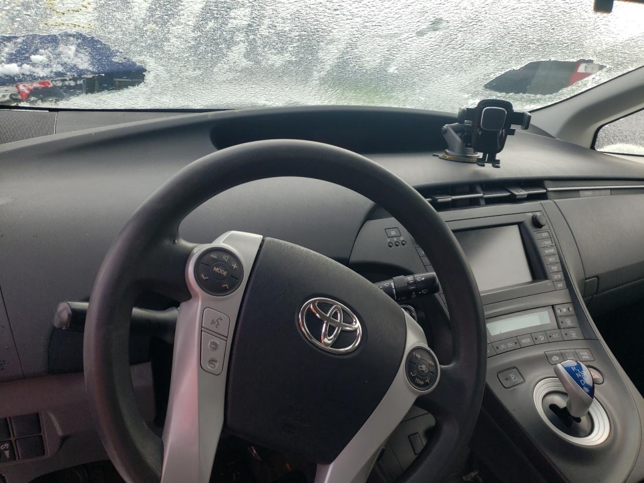 Photo 8 from auction – 2010 TOYOTA PRIUS with VIN JTDKN3DU4A1081878