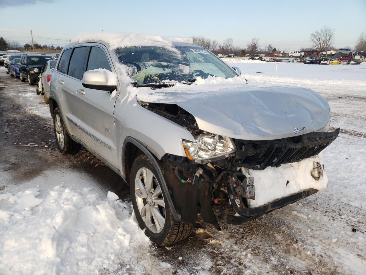 JEEP GRAND CHER 2011 with VIN 1J4RR4GG0BC684082 - Photo from auction