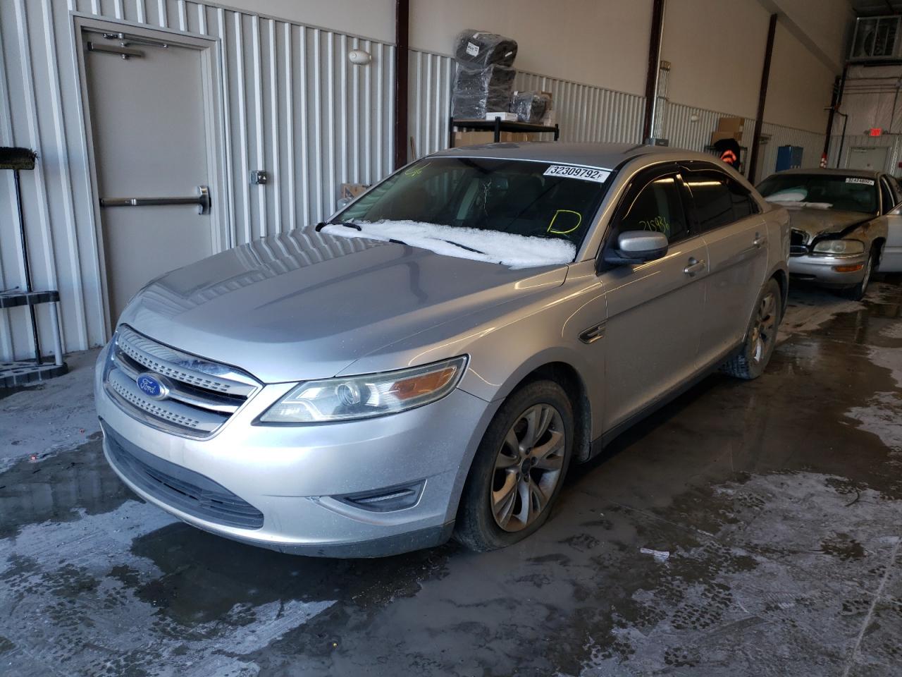Photo 2 from auction – 2012 FORD TAURUS SEL with VIN 1FAHP2EW8CG120296
