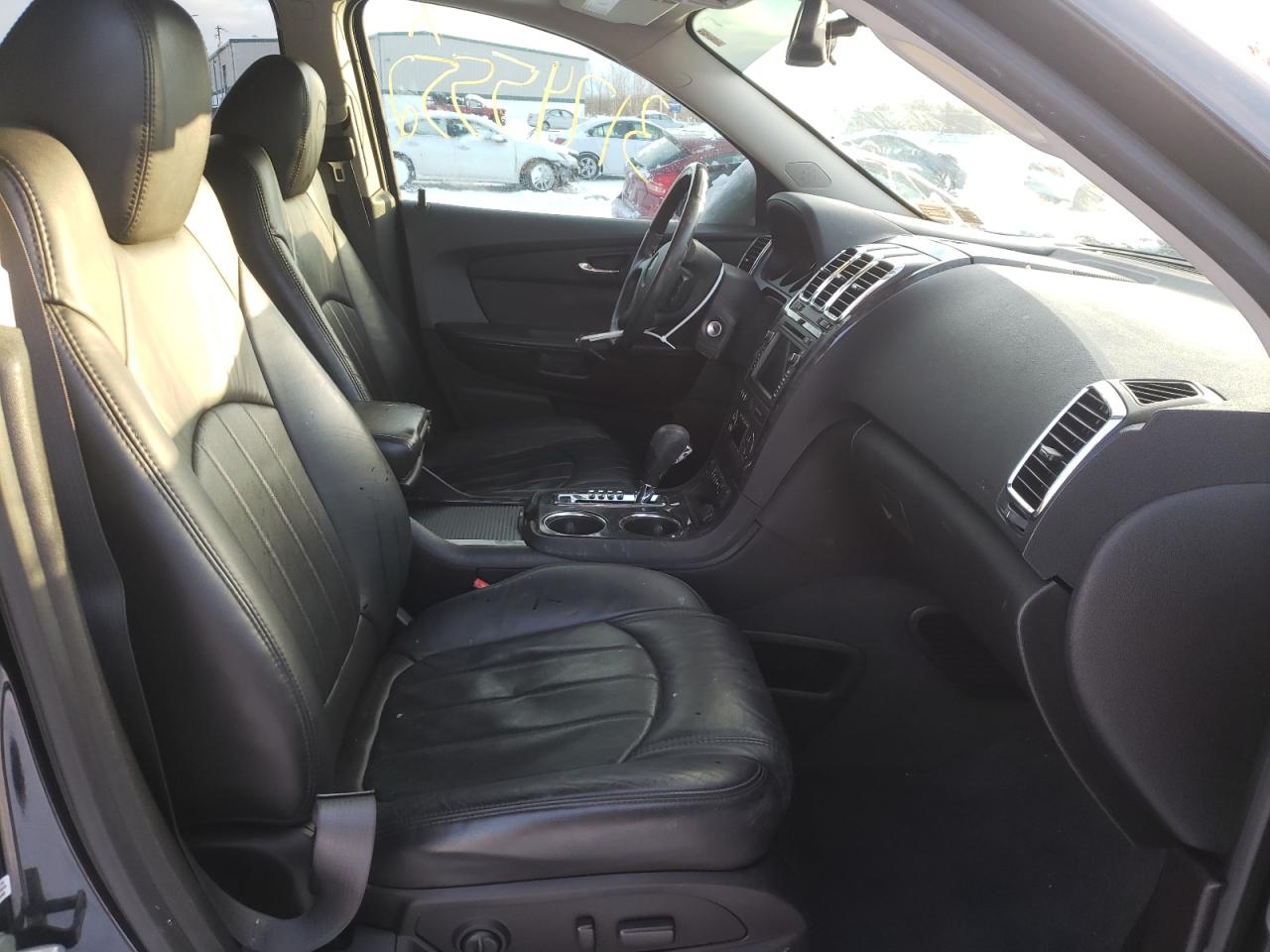 Photo 5 from auction – 2012 GMC ACADIA DEN with VIN 1GKKRTED1CJ177610
