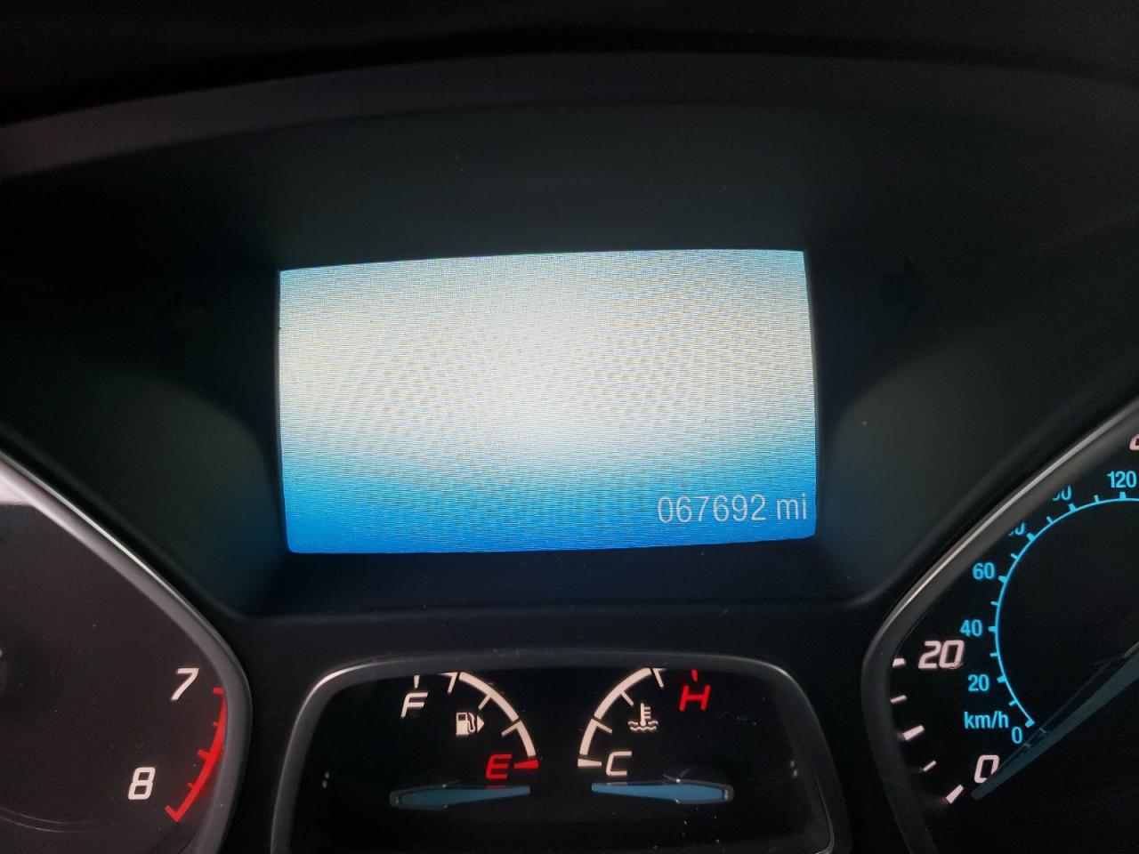 Photo 8 from auction – 2016 FORD ESCAPE SE with VIN 1FMCU9GX5GUB99179