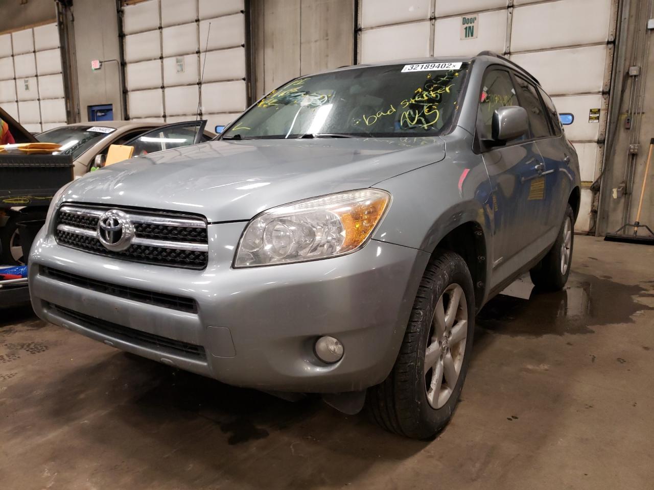 Photo 2 from auction – 2007 TOYOTA RAV4 LIMIT with VIN JTMBD31V876039743