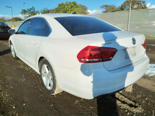 Photo 3 from auction – 2015 VOLKSWAGEN PASSAT S with VIN 1VWAT7A32FC109674