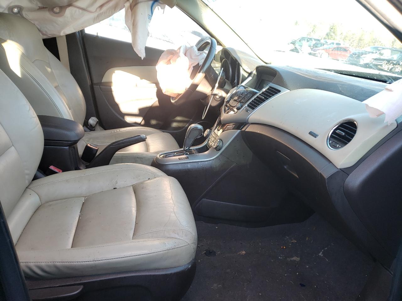 Photo 5 from auction – 2012 CHEVROLET CRUZE LT with VIN 1G1PG5SC7C7178250