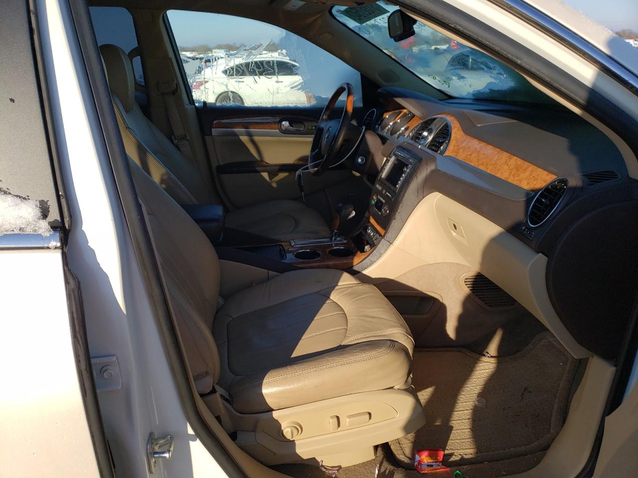 Photo 5 from auction – 2011 BUICK ENCLAVE CX with VIN 5GAKVCED0BJ232443