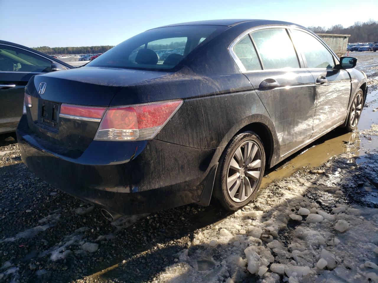Photo 4 from auction – 2011 HONDA ACCORD EX with VIN 1HGCP2F77BA105710