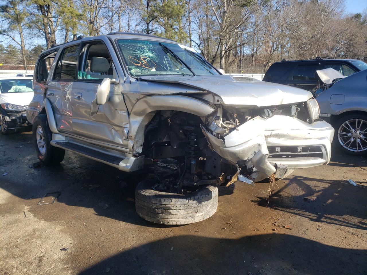 TOYOTA 4RUNNER SR 2001 with VIN JT3GN86RX10214410 - Photo from auction