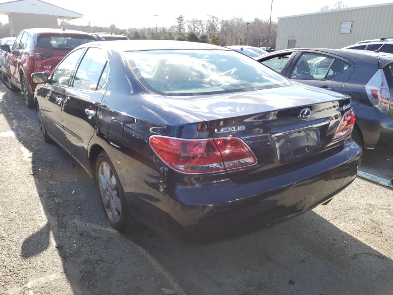 Photo 3 from auction – 2005 LEXUS ES 330 with VIN JTHBA30G855105026