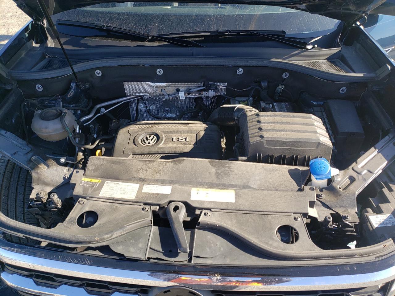 Photo 7 from auction – 2021 VOLKSWAGEN ATLAS CROS with VIN 1V2DC2CA2MC207937