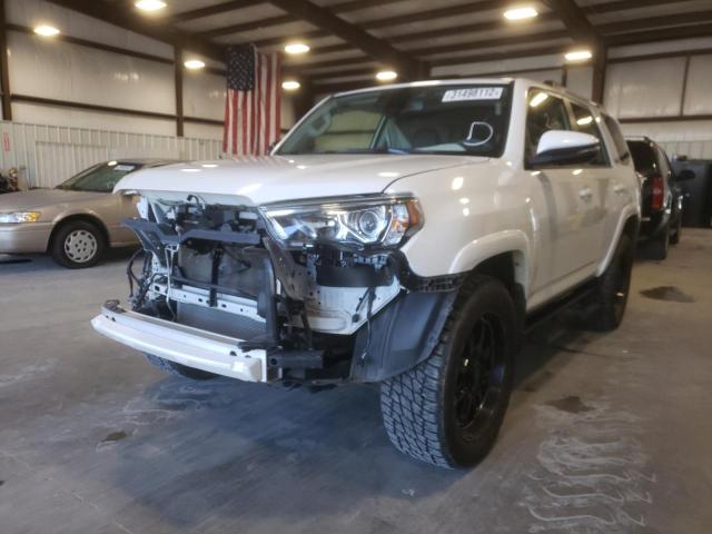 Photo 2 from auction – 2020 TOYOTA 4RUNNER SR with VIN JTEBU5JR3L5744413
