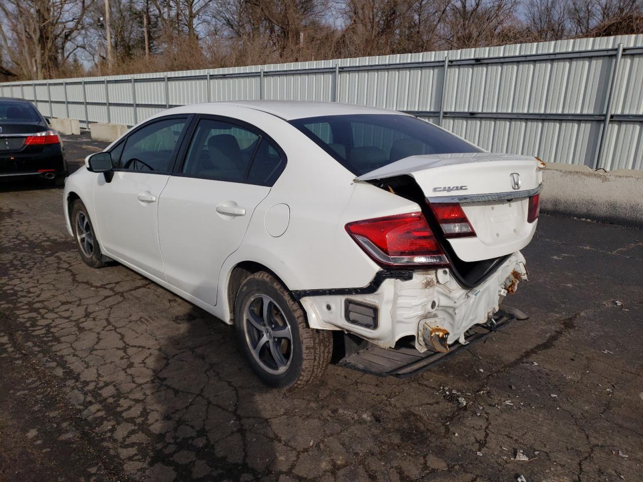 Photo 3 from auction – 2015 HONDA CIVIC SE with VIN 19XFB2F77FE050334