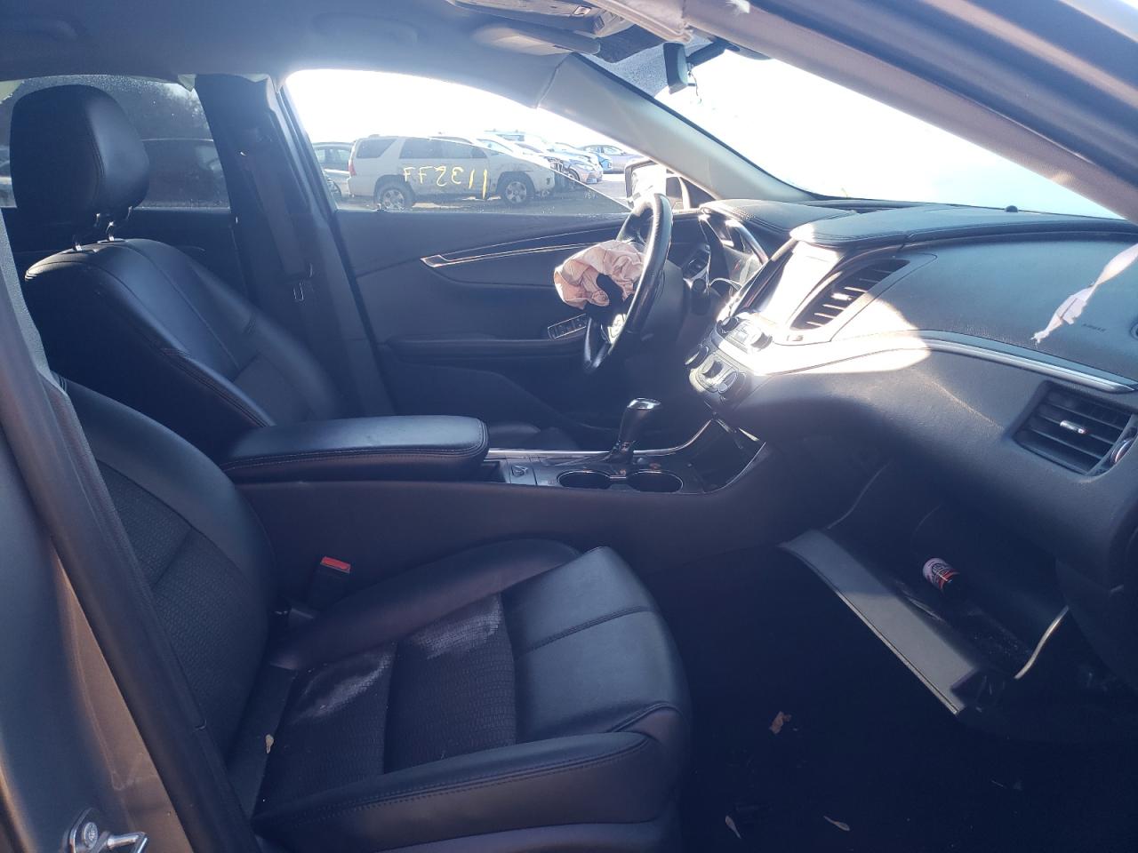 Photo 5 from auction – 2018 CHEVROLET IMPALA LT with VIN 2G1105S36J9115310