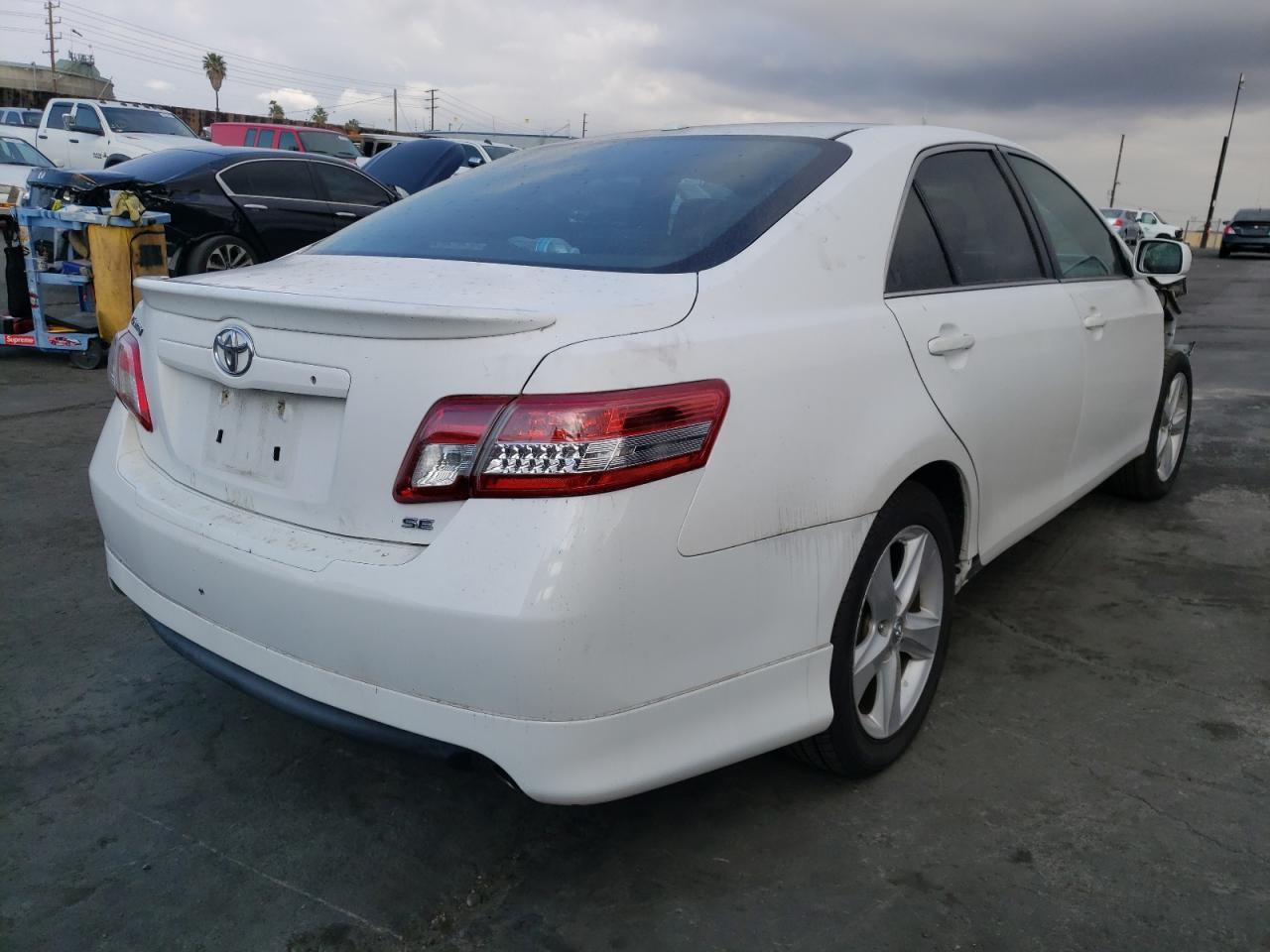 Photo 4 from auction – 2011 TOYOTA CAMRY BASE with VIN 4T1BF3EK5BU596202