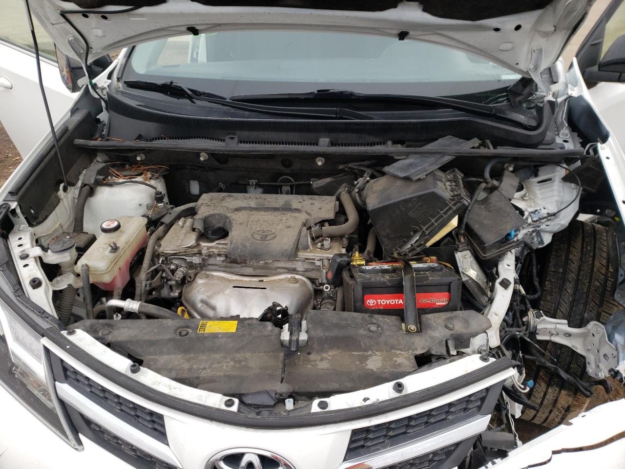 Photo 7 from auction – 2015 TOYOTA RAV4 LE with VIN JTMBFREV9FJ015194