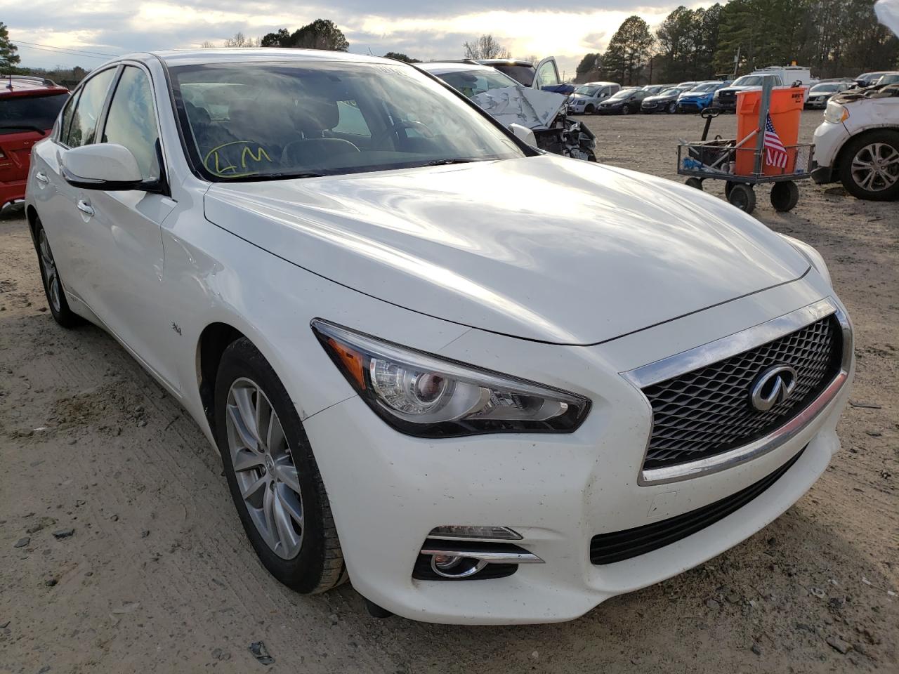 INFINITI Q50 PREMIU 2017 with VIN JN1EV7AP1HM734844 - Photo from auction