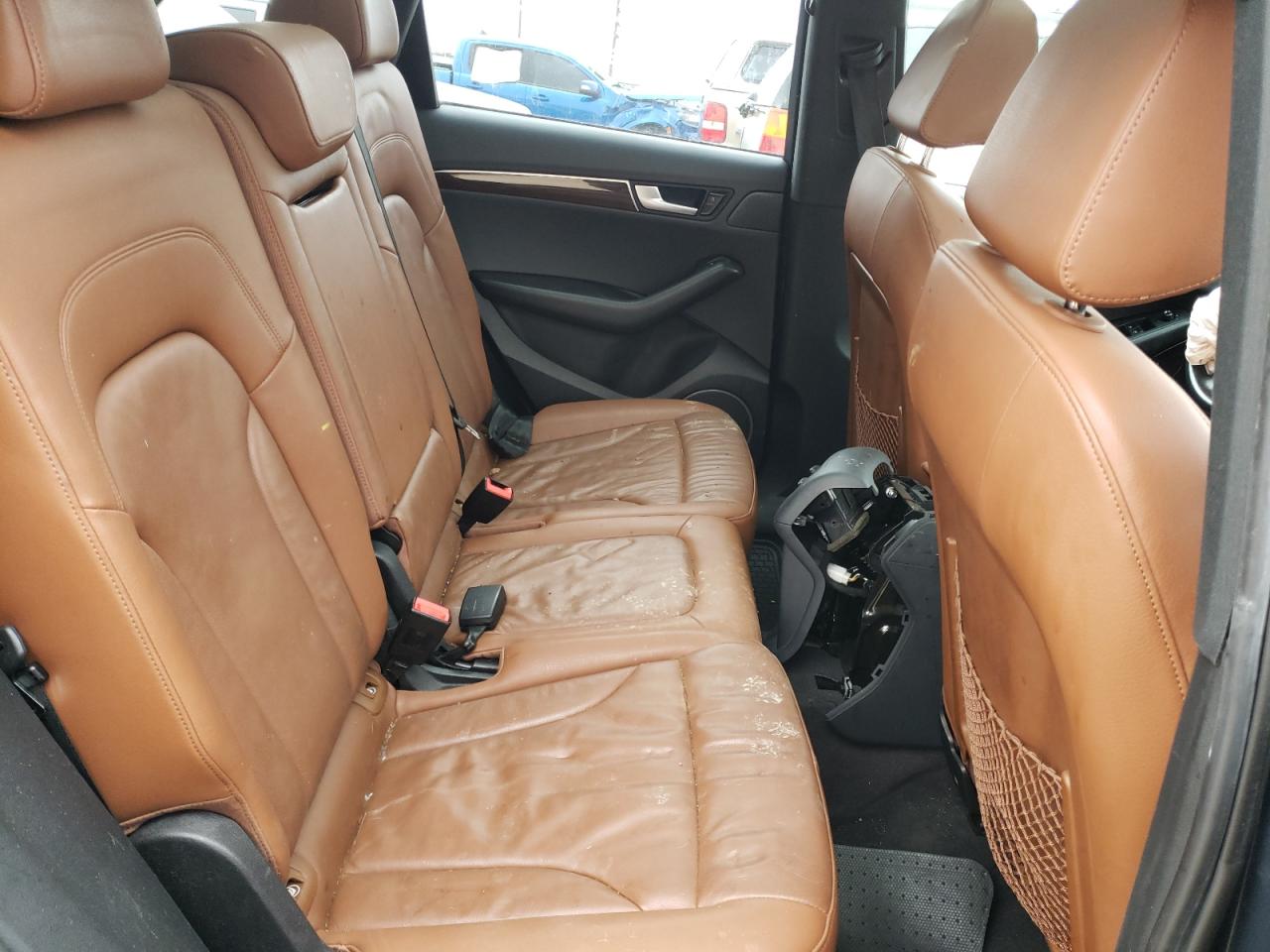 Foto 6 de la subasta – 2011 AUDI Q5 PREMIUM con VIN WA1LFAFP5BA011735