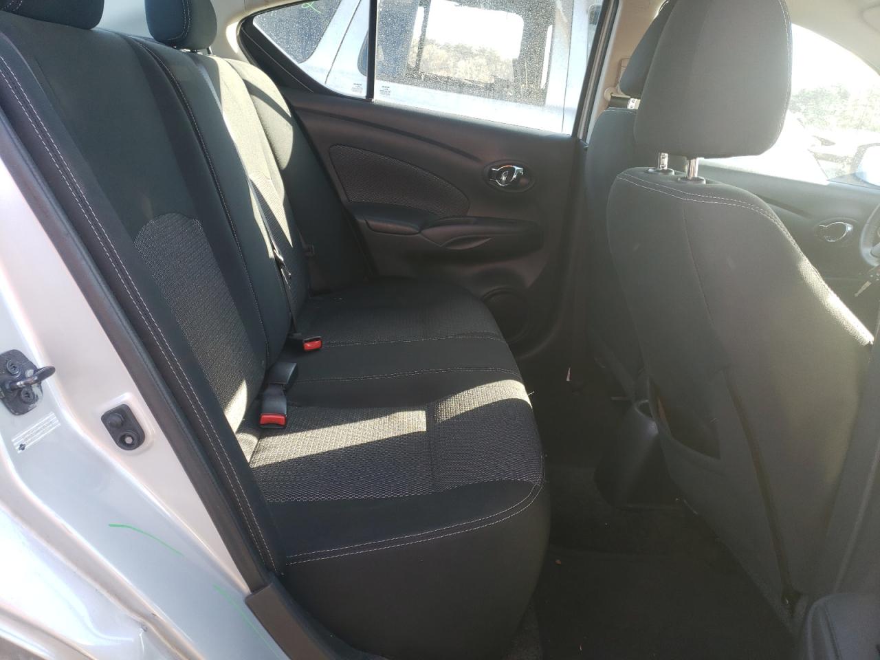 Photo 6 from auction – 2018 NISSAN VERSA S with VIN 3N1CN7AP6JL852878