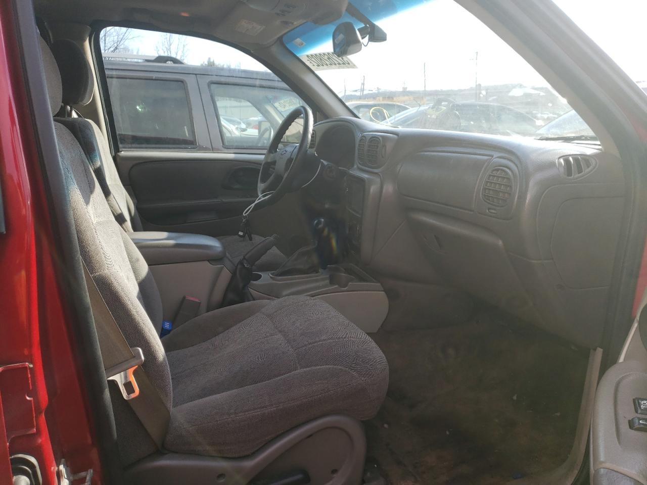 Photo 5 from auction – 2004 CHEVROLET TRAILBLAZE with VIN 1GNET16S246159320