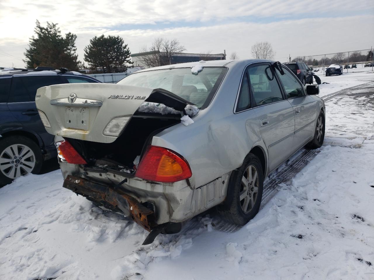 Photo 4 from auction – 2000 TOYOTA AVALON XL with VIN 4T1BF28B7YU042190