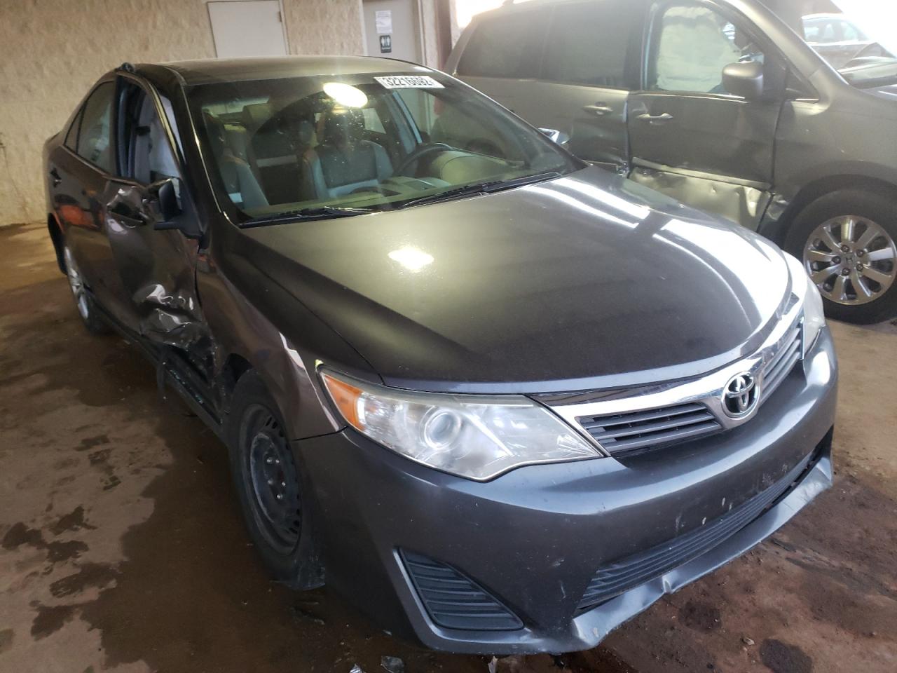 TOYOTA CAMRY L 2014 with VIN 4T1BF1FK6EU727399 - Photo from auction