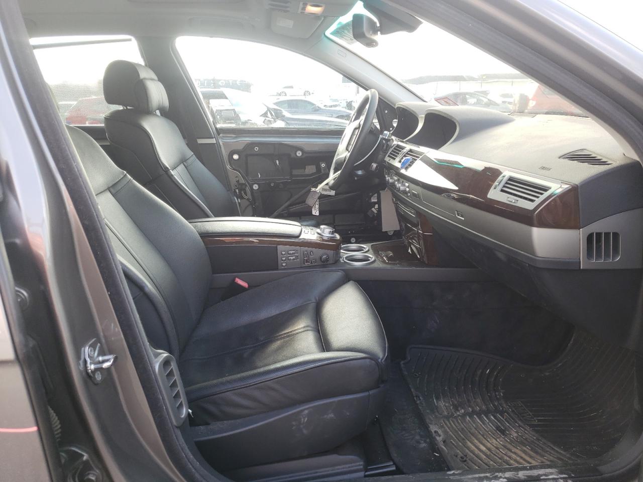 Photo 5 from auction – 2008 BMW 750 LI with VIN WBAHN83548DT84375