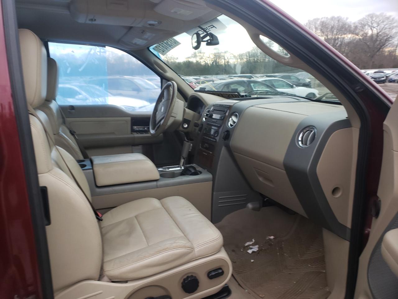 Photo 5 from auction – 2004 FORD F150 with VIN 1FTPX14584NB45057