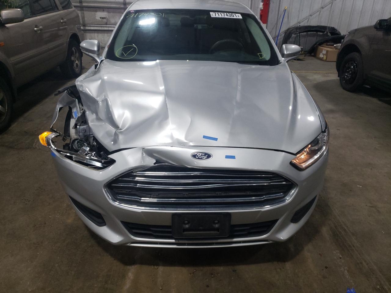 Photo 7 from auction – 2016 FORD FUSION SE with VIN 3FA6P0HD6GR260240
