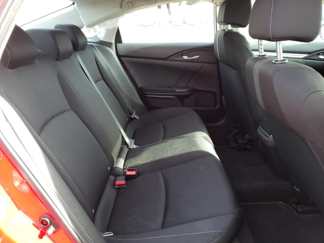 Photo 6 from auction – 2016 HONDA CIVIC LX with VIN 2HGFC2F58GH543264
