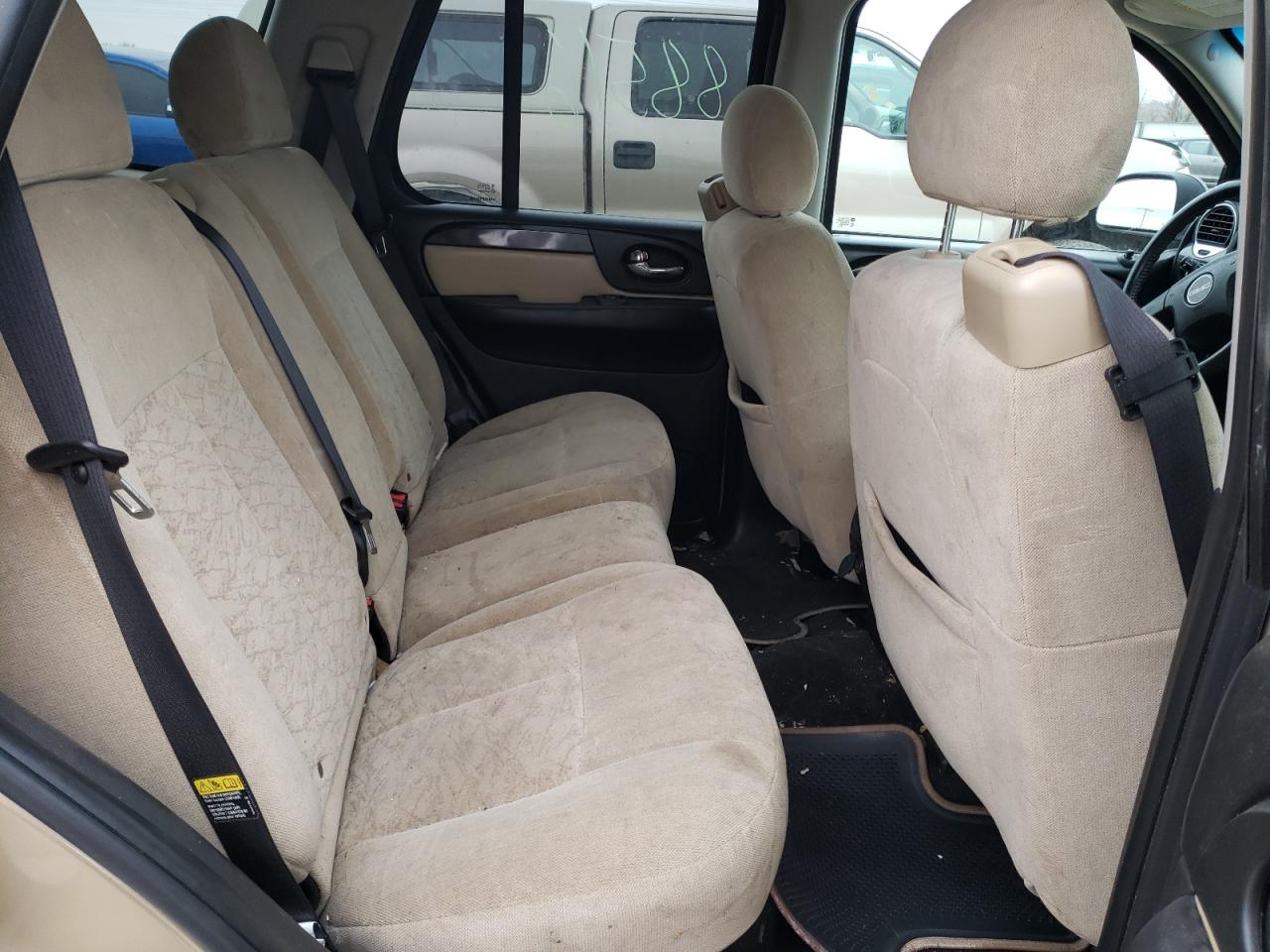 Photo 6 from auction – 2005 GMC ENVOY with VIN 1GKDT13S752148948