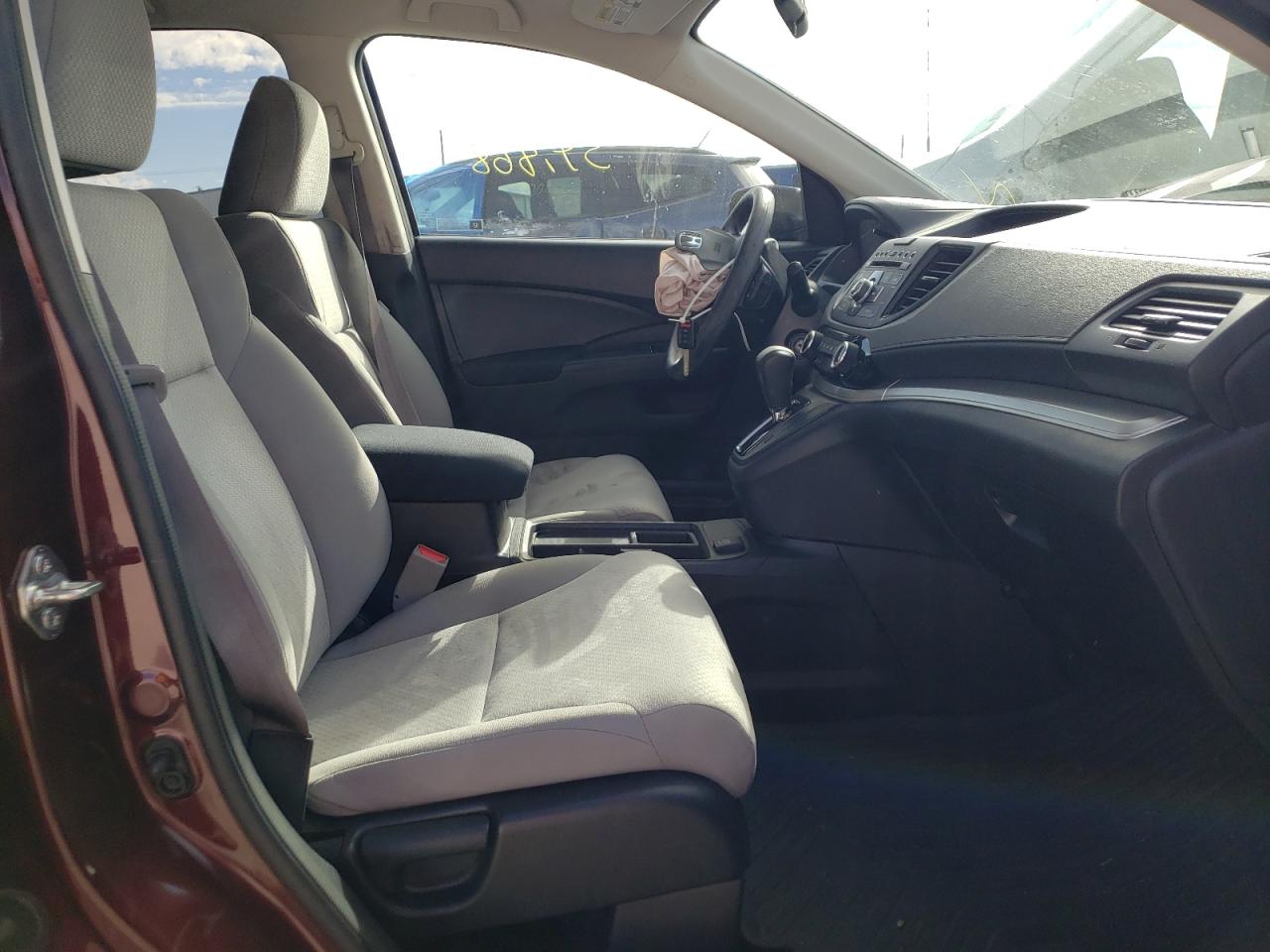 Photo 5 from auction – 2016 HONDA CR-V SE with VIN 5J6RM3H40GL023589