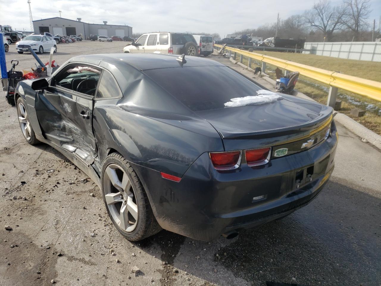 Photo 3 from auction – 2013 CHEVROLET CAMARO LS with VIN 2G1FE1E36D9152549