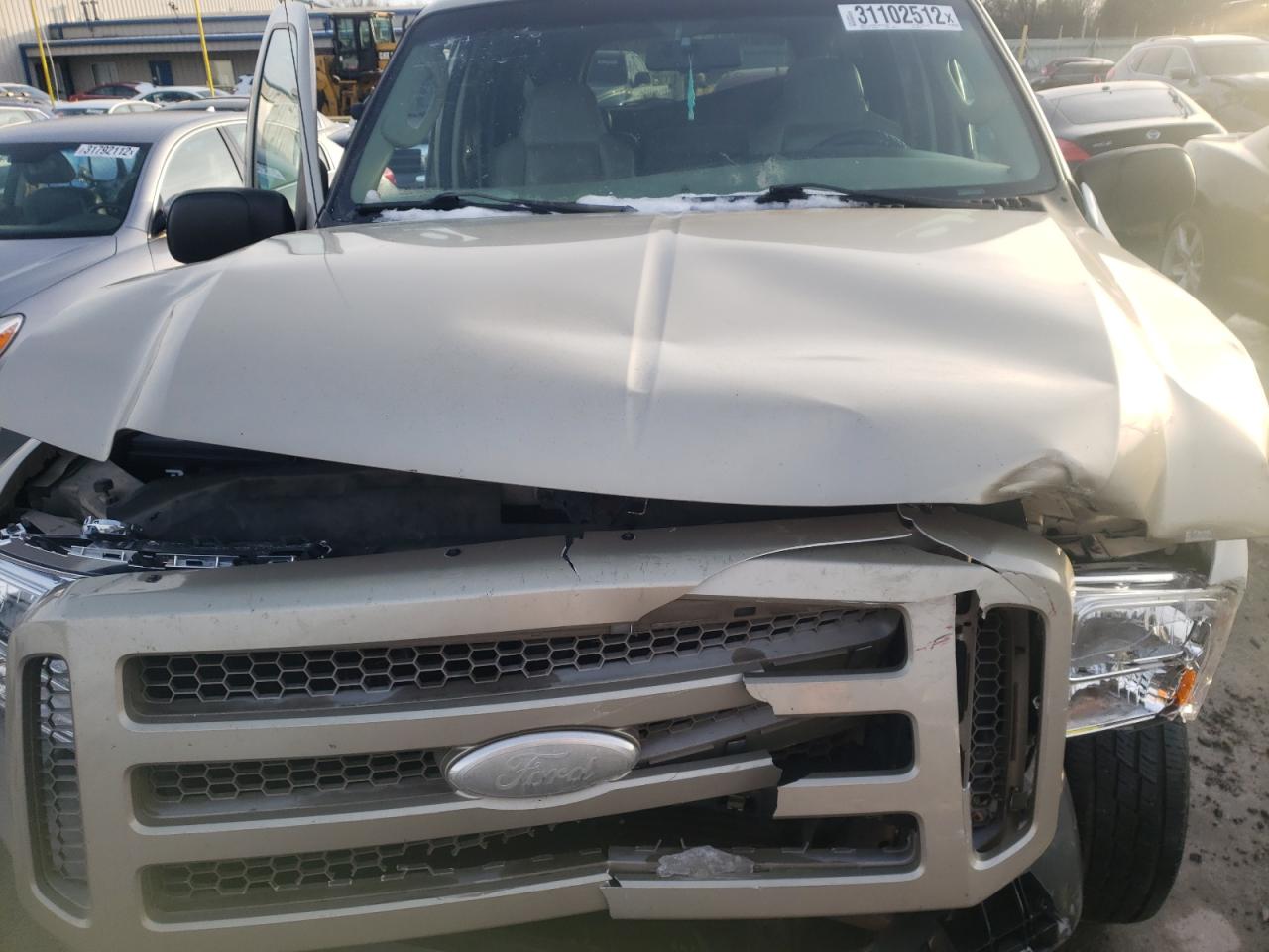 Photo 7 from auction – 2005 FORD EXCURSION with VIN 1FMNU43SX5ED46738