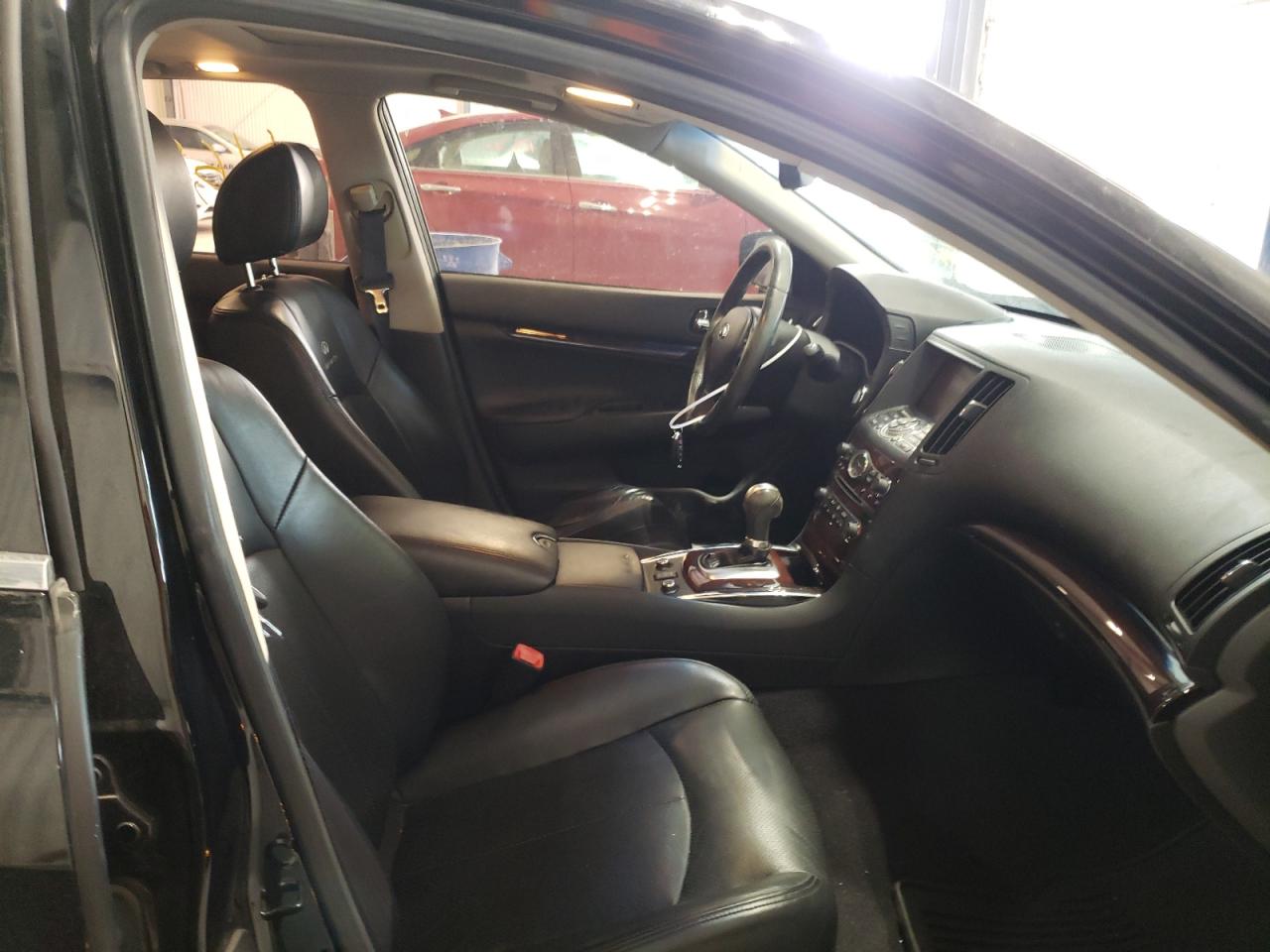 Photo 5 from auction – 2011 INFINITI G37 with VIN JN1CV6AR7BM354482